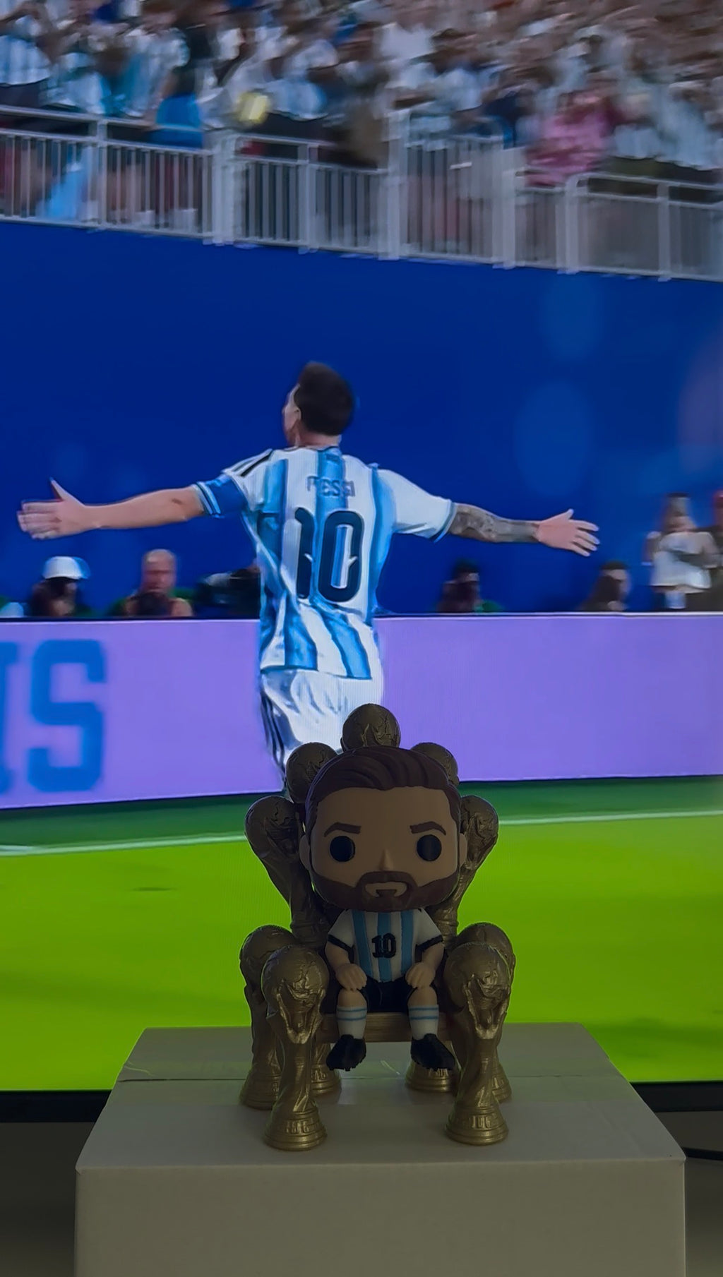 Lionel Messi World Cup Figure